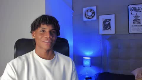 Snapshot of marcelo_dosantos77 chatting on 01-29-25, 06:54 MARCELO online show from 01-29-25, 06:54