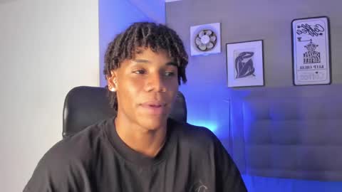 Snapshot of marcelo_dosantos77 chatting on 01-30-25, 03:33 MARCELO online show from 01-30-25, 03:33