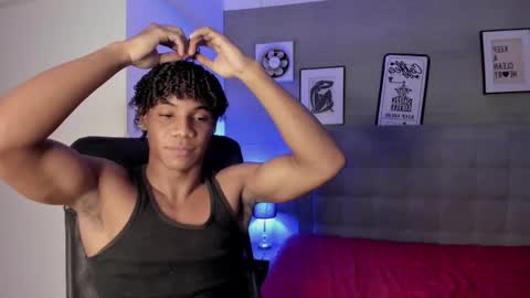 Snapshot of marcelo_dosantos77 chatting on 02-13-25, 03:39 MARCELO online show from 02-13-25, 03:39