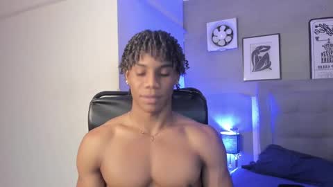 Snapshot of marcelo_dosantos77 chatting on 03-06-25, 12:00 MARCELO online show from 03-06-25, 12:00