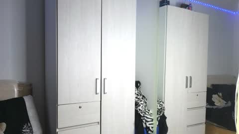 Snapshot of marcelo_dosantos77 chatting on 10-27-25, 07:29 MARCELO online show from 10-27-25, 07:29