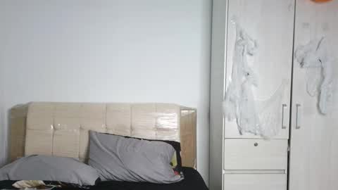 Snapshot of marcelo_dosantos77 chatting on 11-15-25, 09:32 MARCELO online show from 11-15-25, 09:32