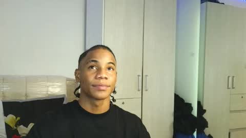 Snapshot of marcelo_dosantos77 chatting on 12-05-25, 06:26 MARCELO online show from 12-05-25, 06:26