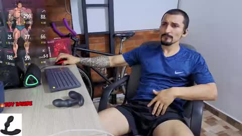 Marck  Independent model  online show from 03-18-26, 12:25