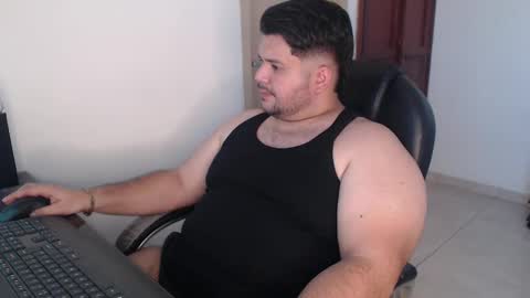 Snapshot of marcobearson chatting on 03-13-26, 07:20 Marcos online show from 03-13-26, 07:20