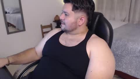 Snapshot of marcobearson chatting on 03-14-26, 11:32 Marcos online show from 03-14-26, 11:32