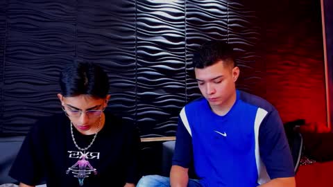 Snapshot of marcoyethan chatting on 12-20-24, 03:58 Marco and Ethan online show from 12-20-24, 03:58