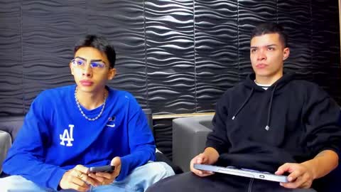 Snapshot of marcoyethan chatting on 01-07-25, 05:22 Marco and Ethan online show from 01-07-25, 05:22