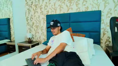 marcus_jeron online show from 10-03-25, 04:20