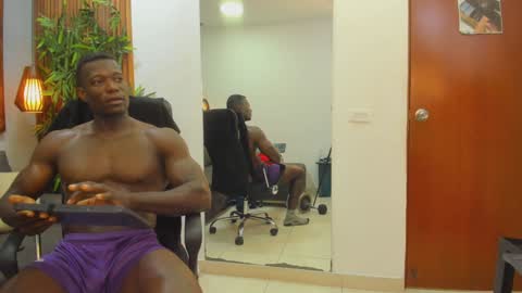 Marcusssss online show from 02-06-25, 05:51