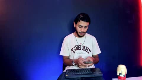 Marcus online show from 04-10-26, 11:48