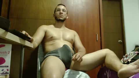   online show from 10-04-25, 01:03