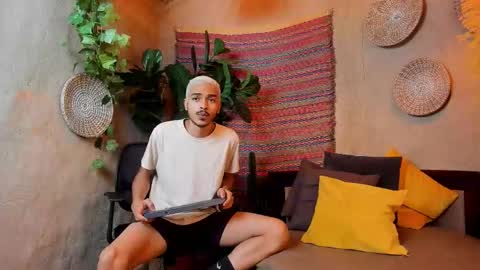 Marcus online show from 09-28-25, 03:23