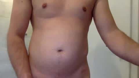Snapshot of marcwholoves26 chatting on 03-01-26, 10:17 marcwholoves26 online show from 03-01-26, 10:17