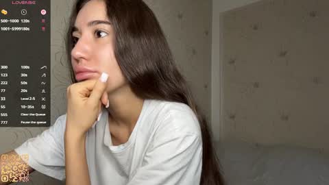 Emily online show from 06-14-26, 05:20