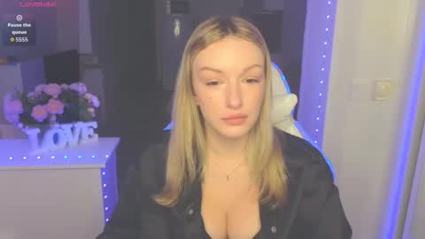 Margaret online show from 11-10-25, 01:26