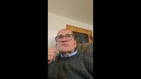 Snapshot of marginalie chatting on 12-17-25, 09:48 marginalie online show from 12-17-25, 09:48