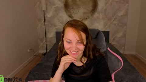 Margo Kellly online show from 04-21-26, 01:07