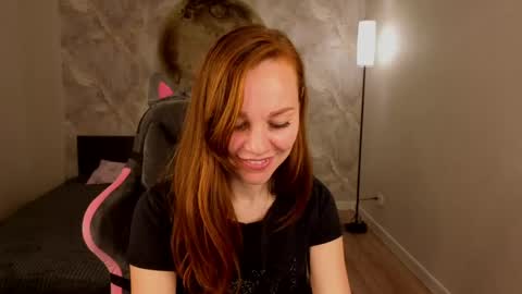 Snapshot of margo_kellly chatting on 05-01-26, 01:21 Margo Kellly online show from 05-01-26, 01:21