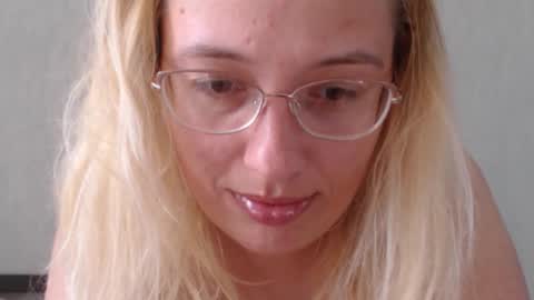 margo_shine online show from 09-15-25, 12:05