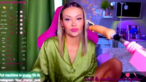 Snapshot of margohotty chatting on 03-08-25, 04:01 Margo for you   online show from 03-08-25, 04:01