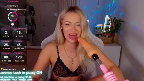 Snapshot of margohotty chatting on 06-06-26, 05:23 Margo for you online show from 06-06-26, 05:23