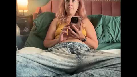 Elle online show from 09-28-25, 10:26