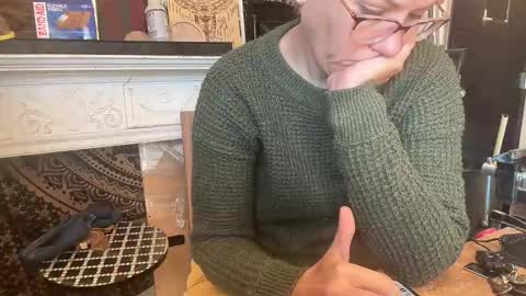 Elle online show from 11-03-25, 03:13