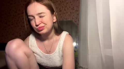 Chloe online show from 03-22-26, 08:23