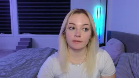 margot_robbie7 online show from 11-30-25, 10:58