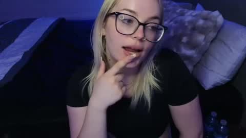 margot_robbie7 online show from 07-22-26, 01:08
