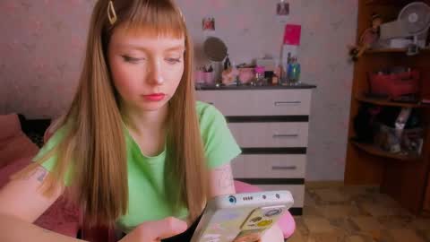 Margot  my wishlist in profile . online show from 04-21-26, 03:02