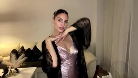 Margot online show from 09-12-25, 08:42