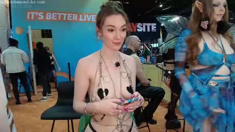   online show from 04-11-26, 06:12