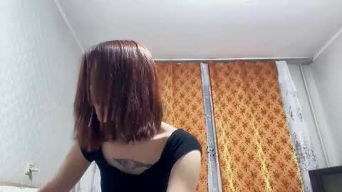 Lina online show from 11-11-25, 09:15