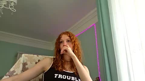 Snapshot of margydoyle chatting on 06-23-26, 09:29 Runa online show from 06-23-26, 09:29