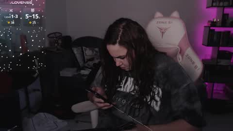 mari moore online show from 10-11-25, 09:30