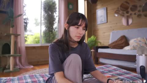 Alfonsina online show from 02-22-25, 05:24