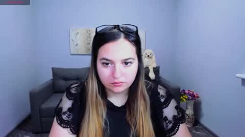 Maria online show from 11-28-25, 07:00