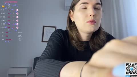 Snapshot of maria_bowie chatting on 12-13-24, 10:41 Maria online show from 12-13-24, 10:41