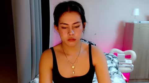 ITS YOUR GIRL MARIA FOXX18 online show from 11-17-25, 06:30