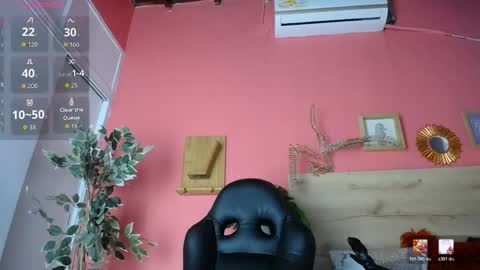 maria_turner1 online show from 04-19-26, 08:57