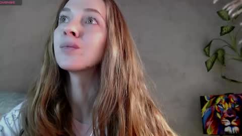 Snapshot of maria_venera__ chatting on 02-25-26, 11:03 Maria online show from 02-25-26, 11:03