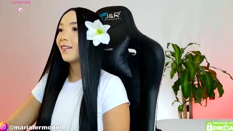 Maria Fer online show from 11-23-25, 03:23