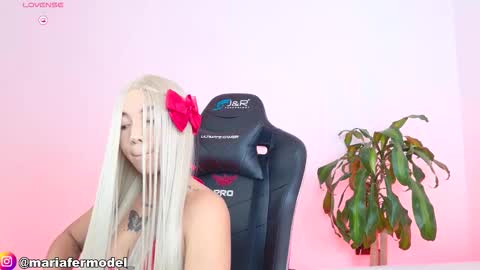 Snapshot of mariafer05 chatting on 02-03-26, 04:34 Maria Fer online show from 02-03-26, 04:34