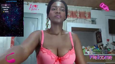 Snapshot of mariah_hellen chatting on 05-09-26, 04:56 Alicia online show from 05-09-26, 04:56