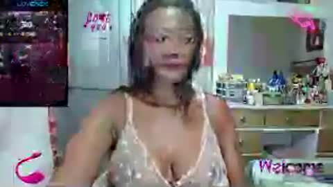 Snapshot of mariah_hellen chatting on 07-31-26, 10:42 Alicia online show from 07-31-26, 10:42