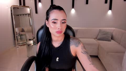 MARIA HERRERA  online show from 02-02-25, 06:48