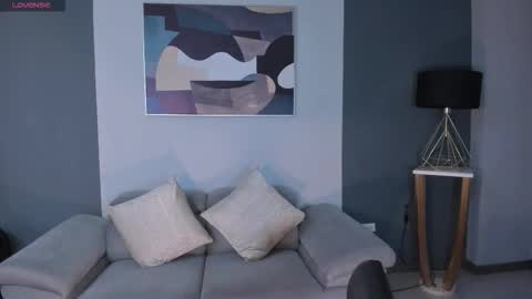 MARIA HERRERA  online show from 10-07-25, 09:23