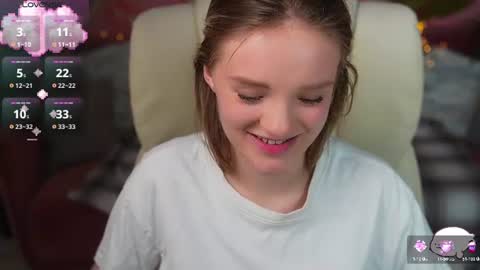 Snapshot of mariamedow chatting on 06-11-26, 12:32 Maria online show from 06-11-26, 12:32